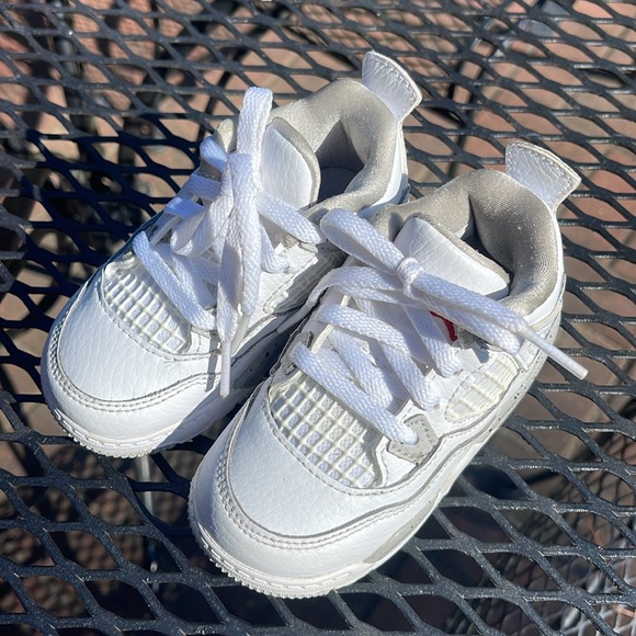 Nike Air Jordan 4 IV Retro White Oreo Toddler Sneakers BQ7670-100 Size 6C - Picture 2 of 16